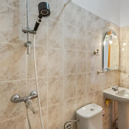Nayara B Apartment