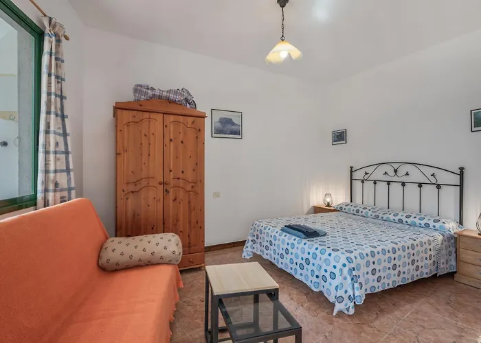 Nayara B * Valle Gran Rey